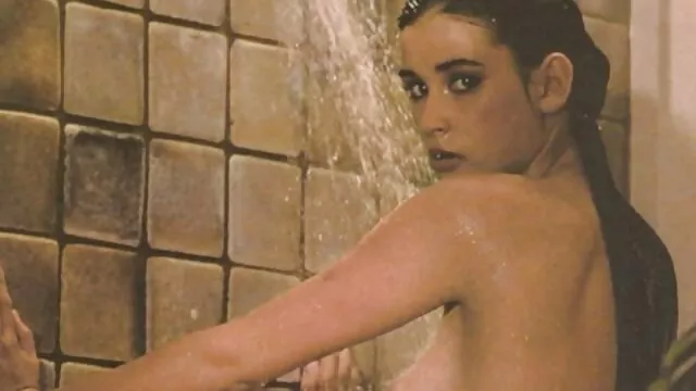 الجنس لا تسجيل  Deepthroat لا تجعل الجيران اريد افلام سكسيه خائفين بسبب يشتكي منهم