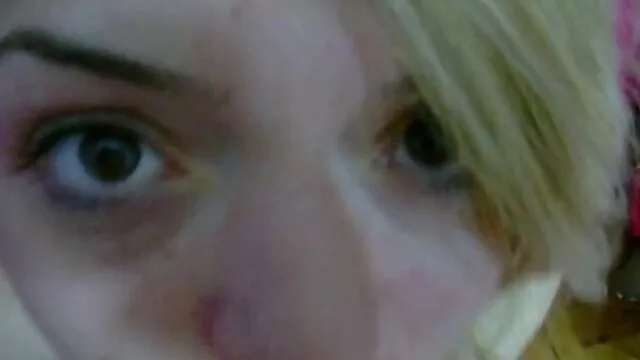 الجنس لا تسجيل  اثنين من الرجال و فتاة جميلة اريد افلام سكس امريكي