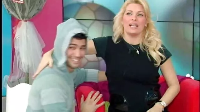 الجنس لا تسجيل  شقراء اريد افلام سكسيه حلوه